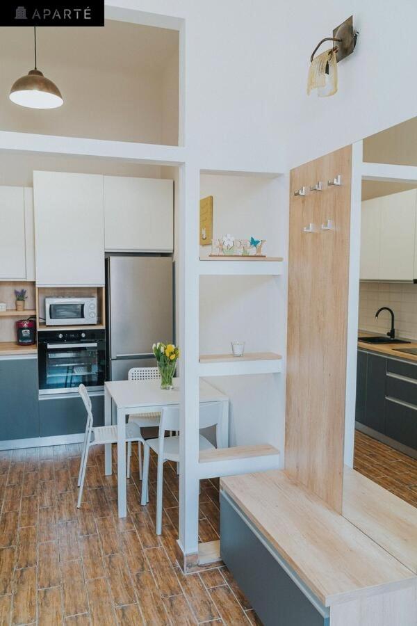 Aparte, Ultracentral Apartament In Moskovits Palace Oradea Eksteriør billede